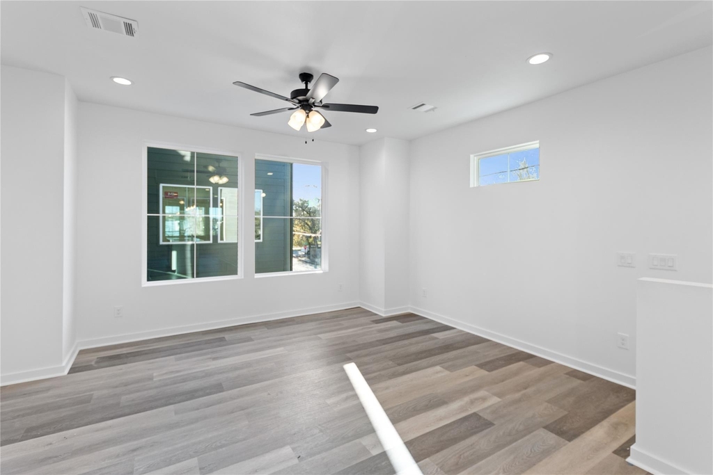 3703 Nagle Street - Photo 11