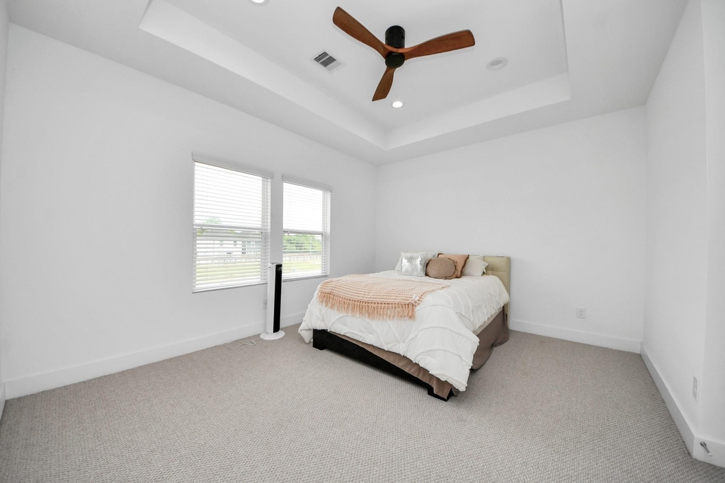 1066 Mansfield Street - Photo 20