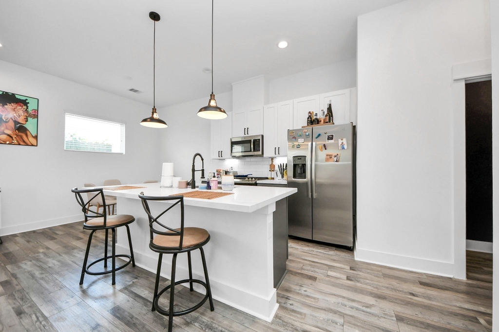 1066 Mansfield Street - Photo 11