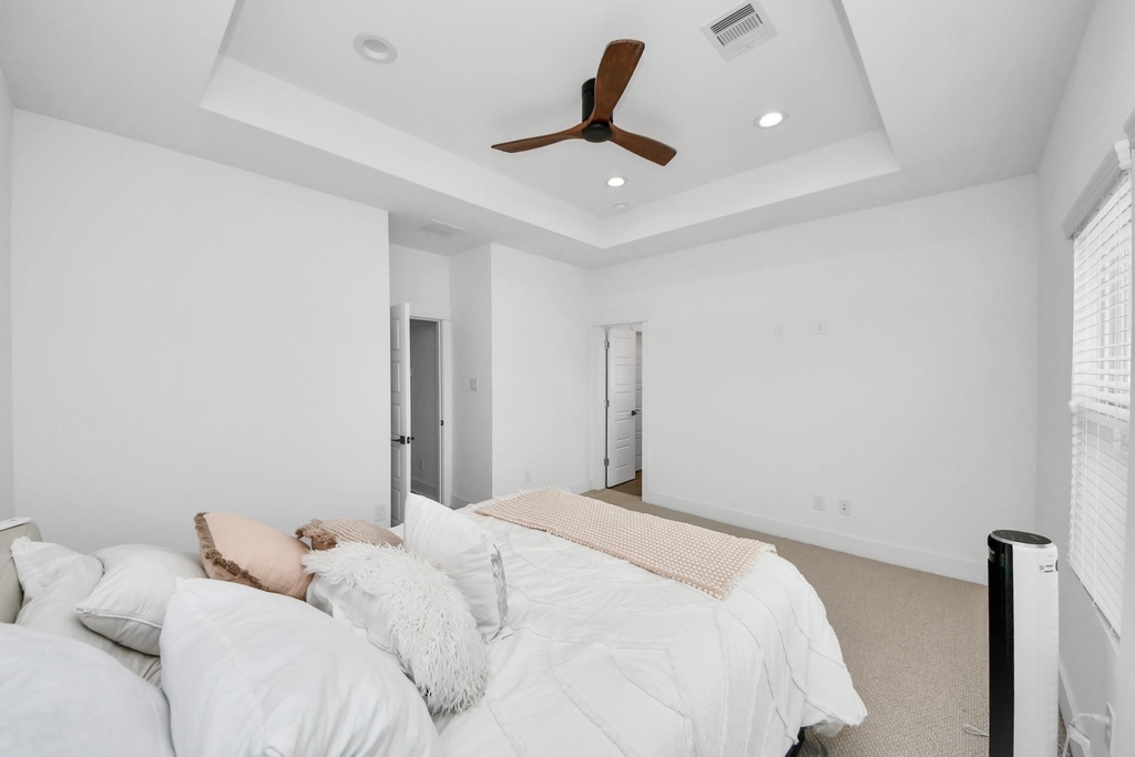 1066 Mansfield Street - Photo 23