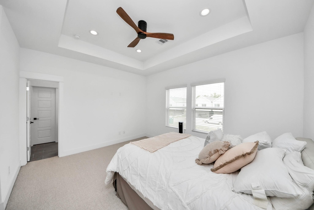 1066 Mansfield Street - Photo 22