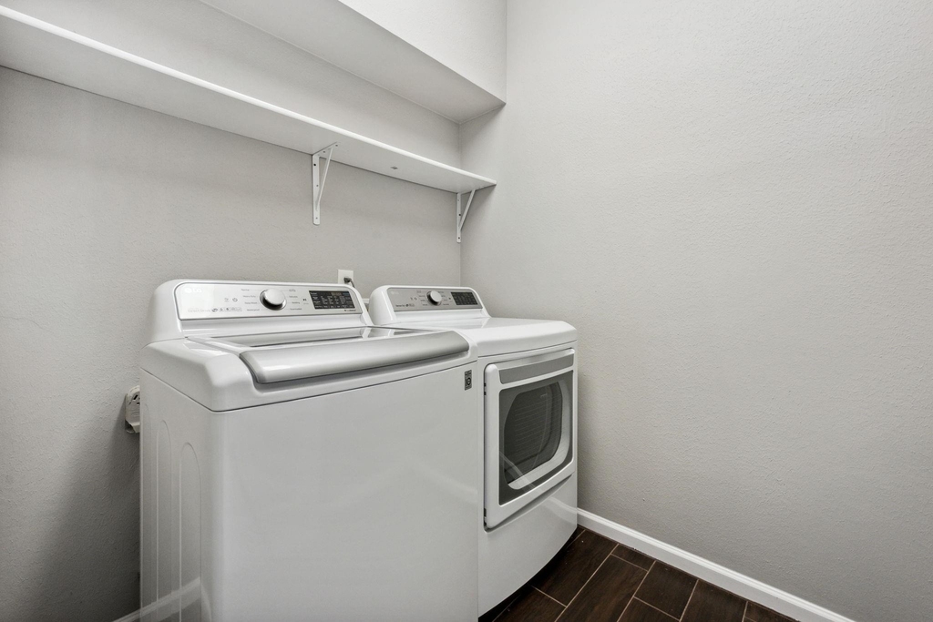 3202 Breezy Pines Court - Photo 21