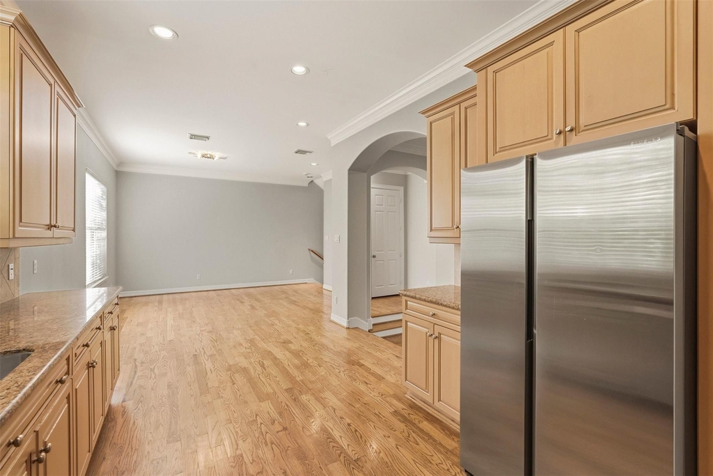 822 Stuart Street - Photo 11