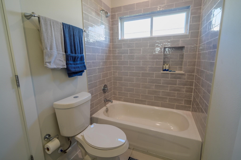 615 Northew Street - Photo 27