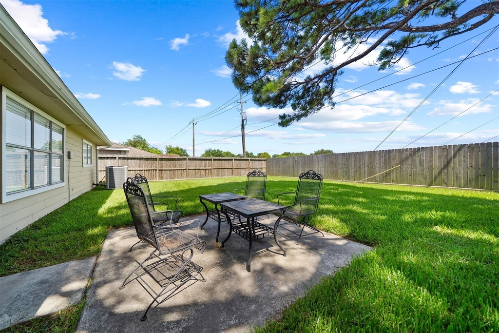 9906 Rocky Hollow Road - Photo 15