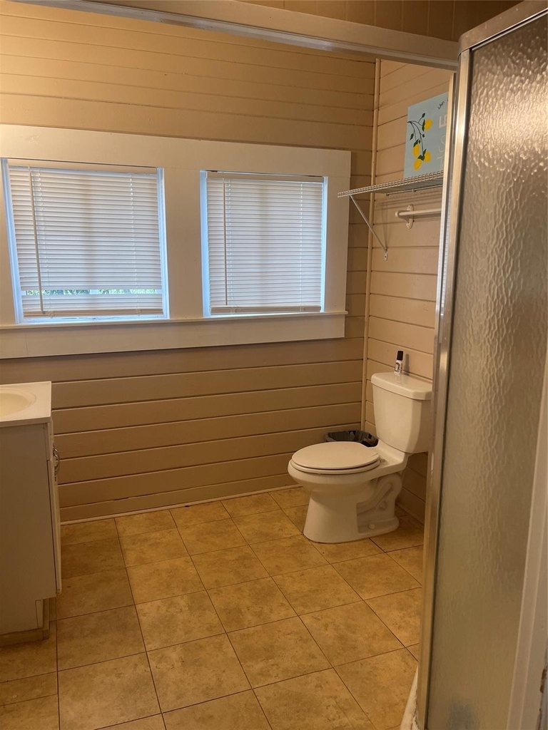 707 Avenue J - Photo 10