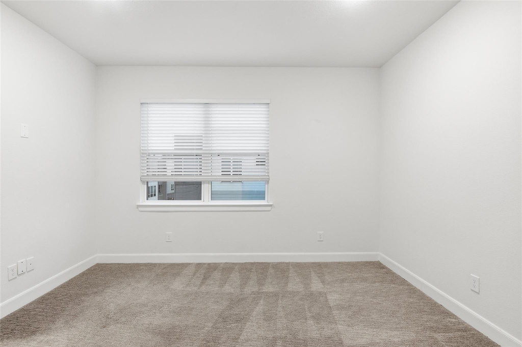 2733 Eado Edge Court - Photo 16
