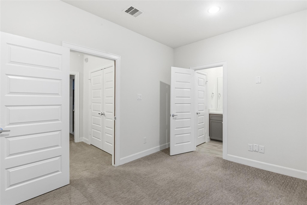 2733 Eado Edge Court - Photo 17