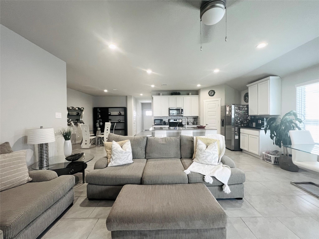 3315 Dagostino Creek Drive - Photo 3
