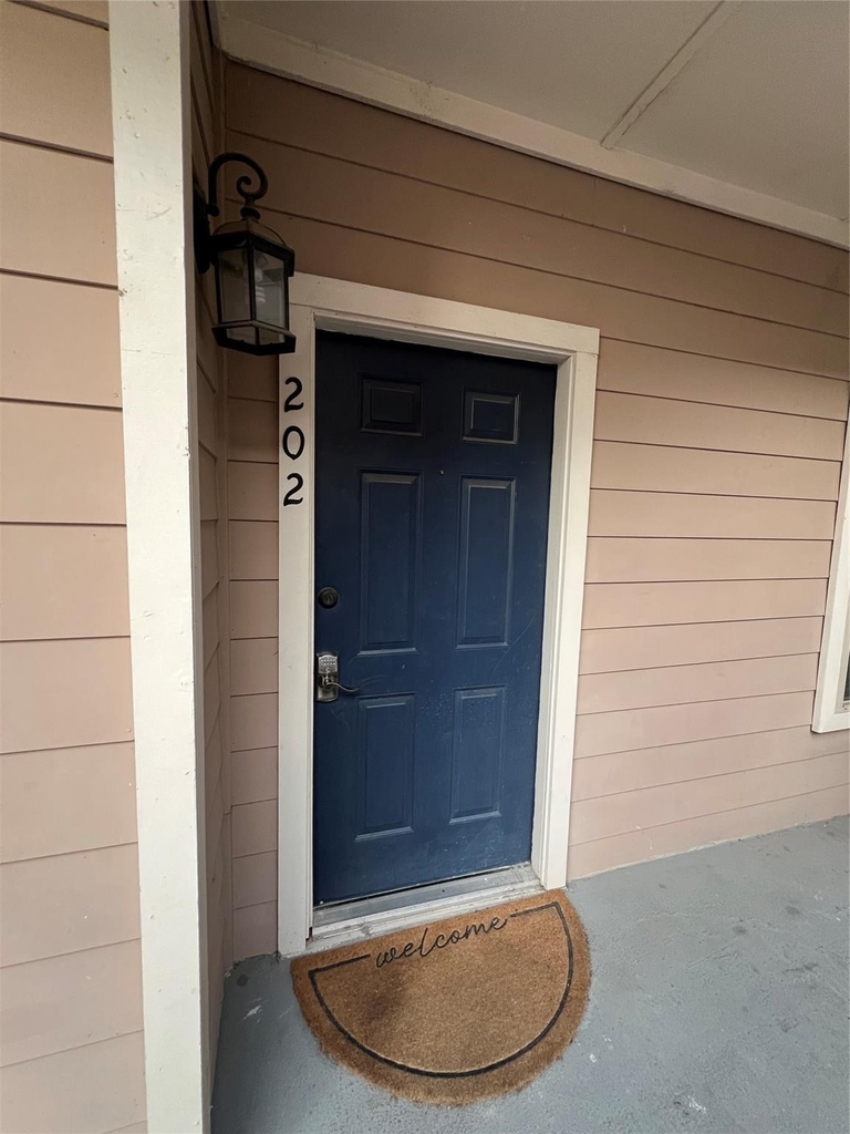 2414 Longview Street - Photo 2