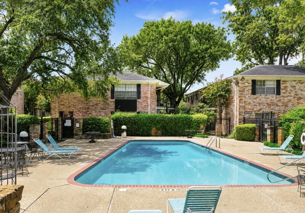 7900 Westheimer Road - Photo 4