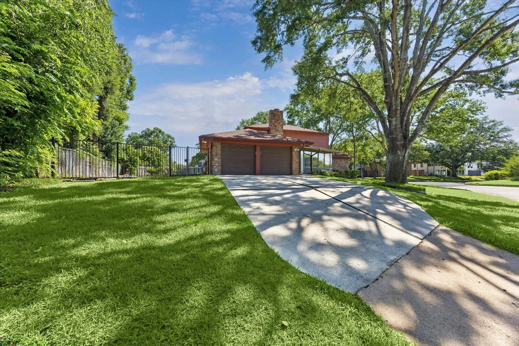 3232 Parkwood Drive - Photo 28