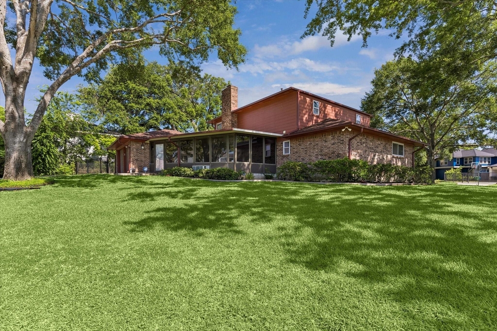 3232 Parkwood Drive - Photo 29
