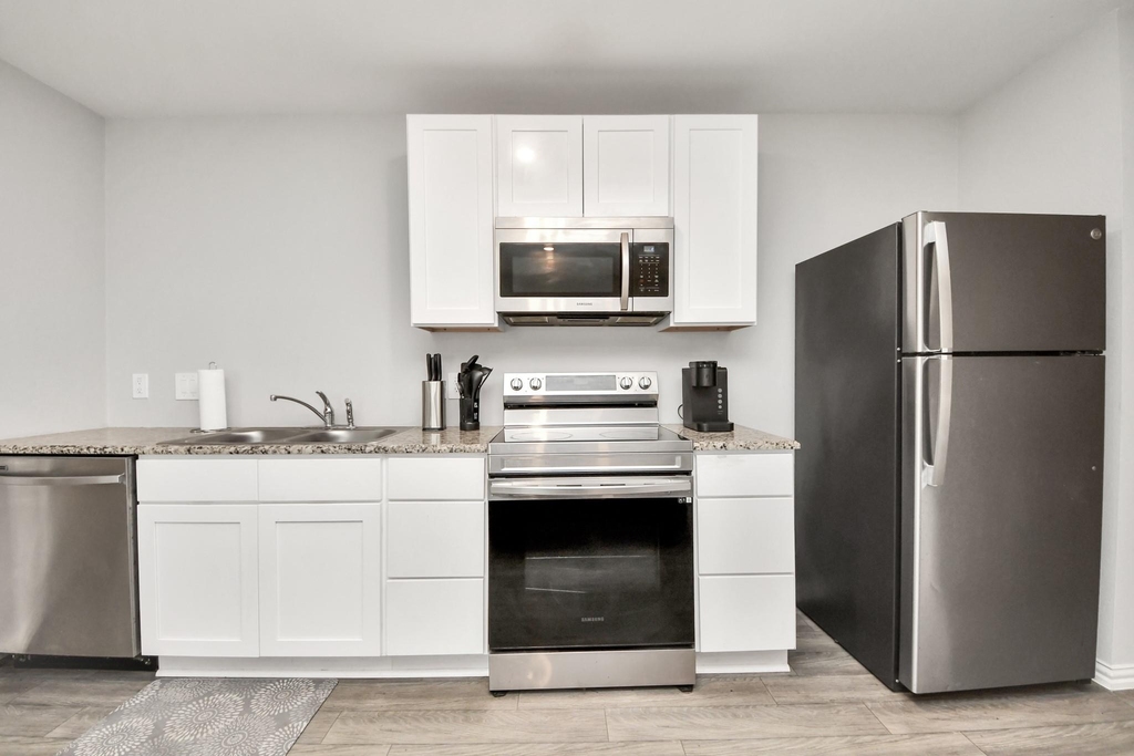 9027 Madera Road - Photo 9