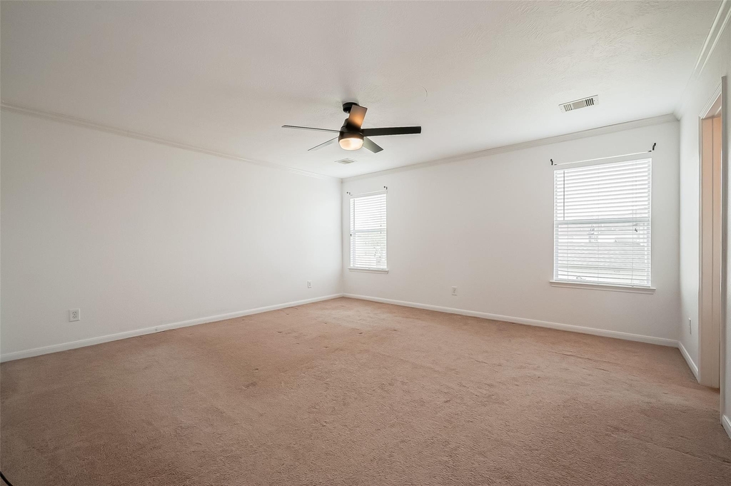 18334 Fair Grange Lane - Photo 10