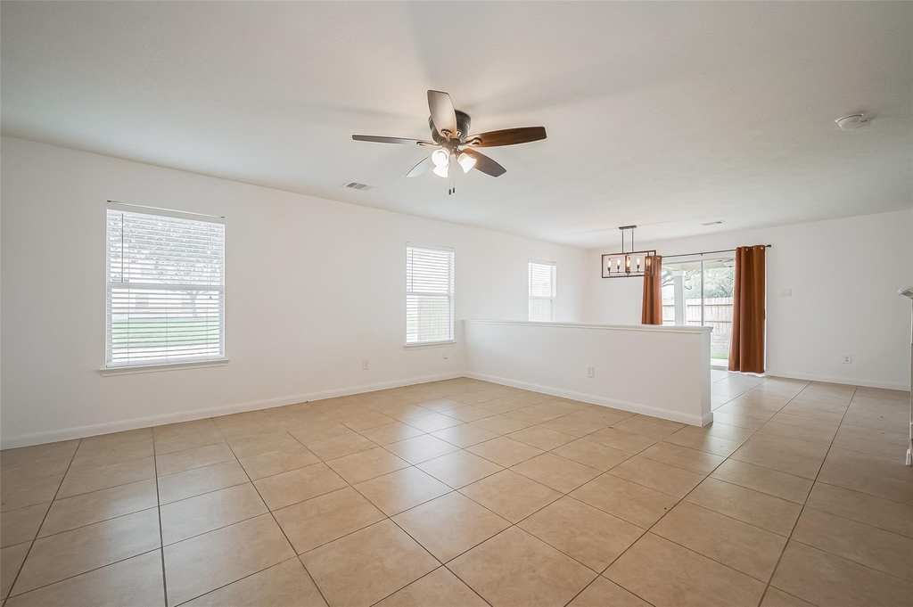 18334 Fair Grange Lane - Photo 4