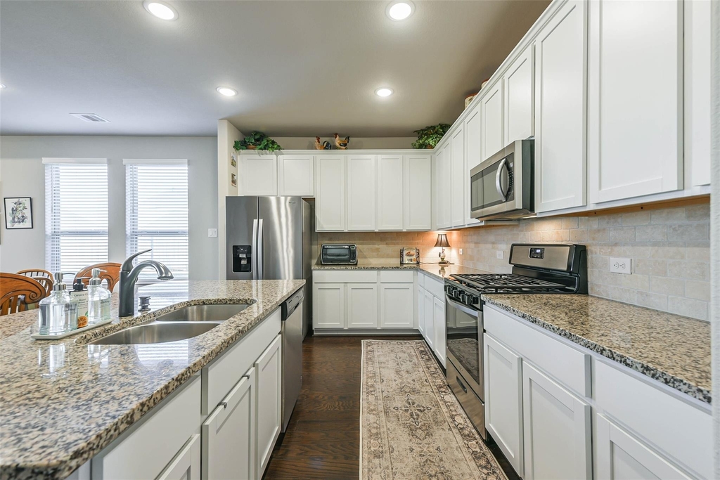 8307 Divot Trace - Photo 2