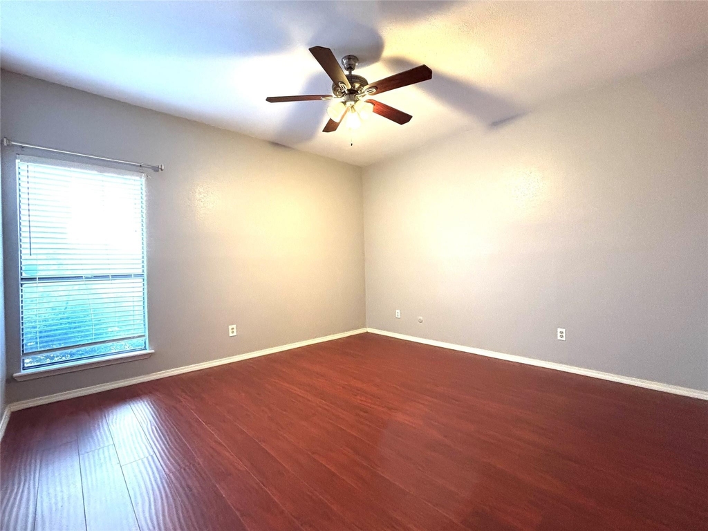 7950 N Stadium Drive - Photo 7