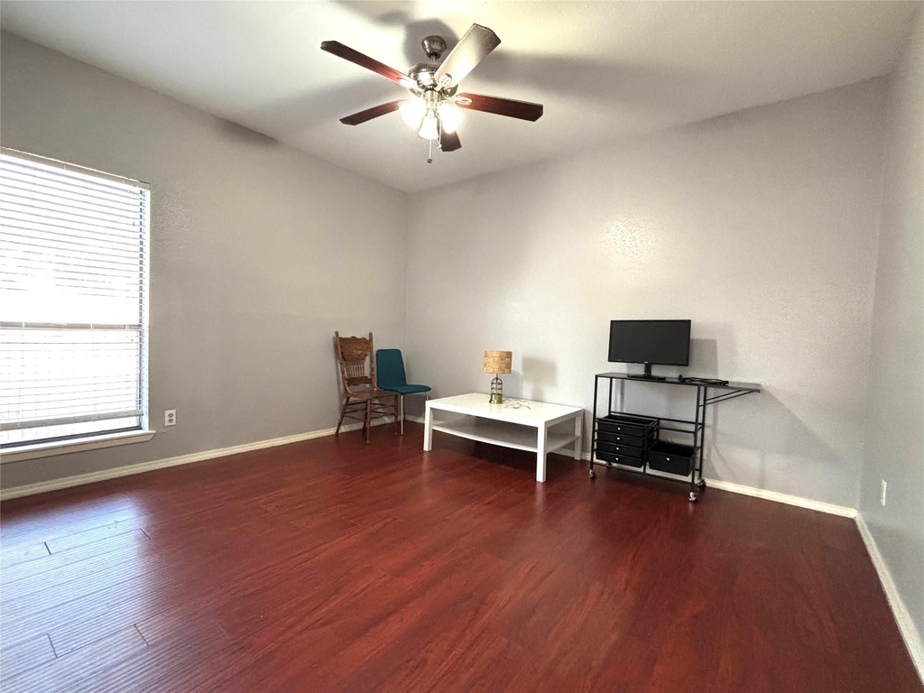 7950 N Stadium Drive - Photo 8