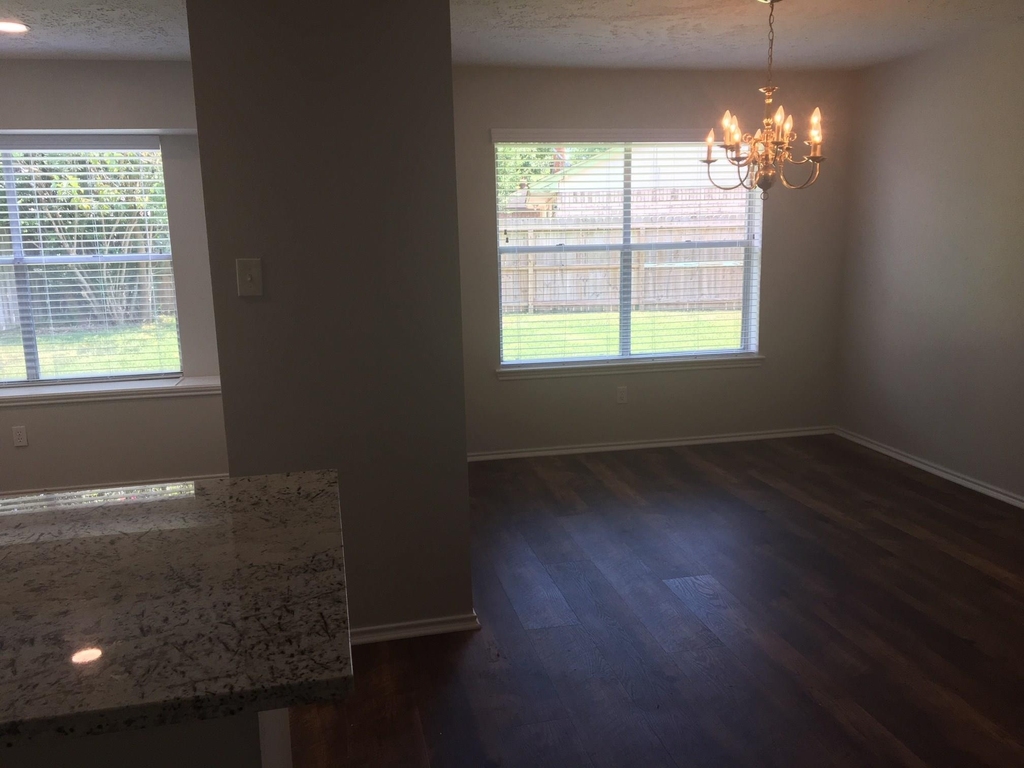 2618 Olster Drive - Photo 4