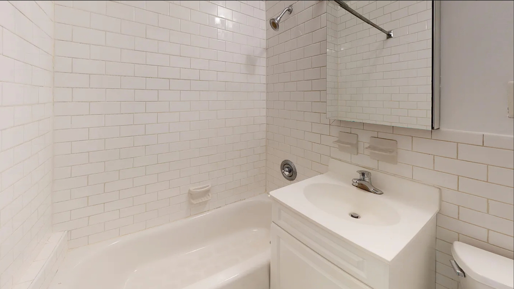  West 55th Street - Photo 3