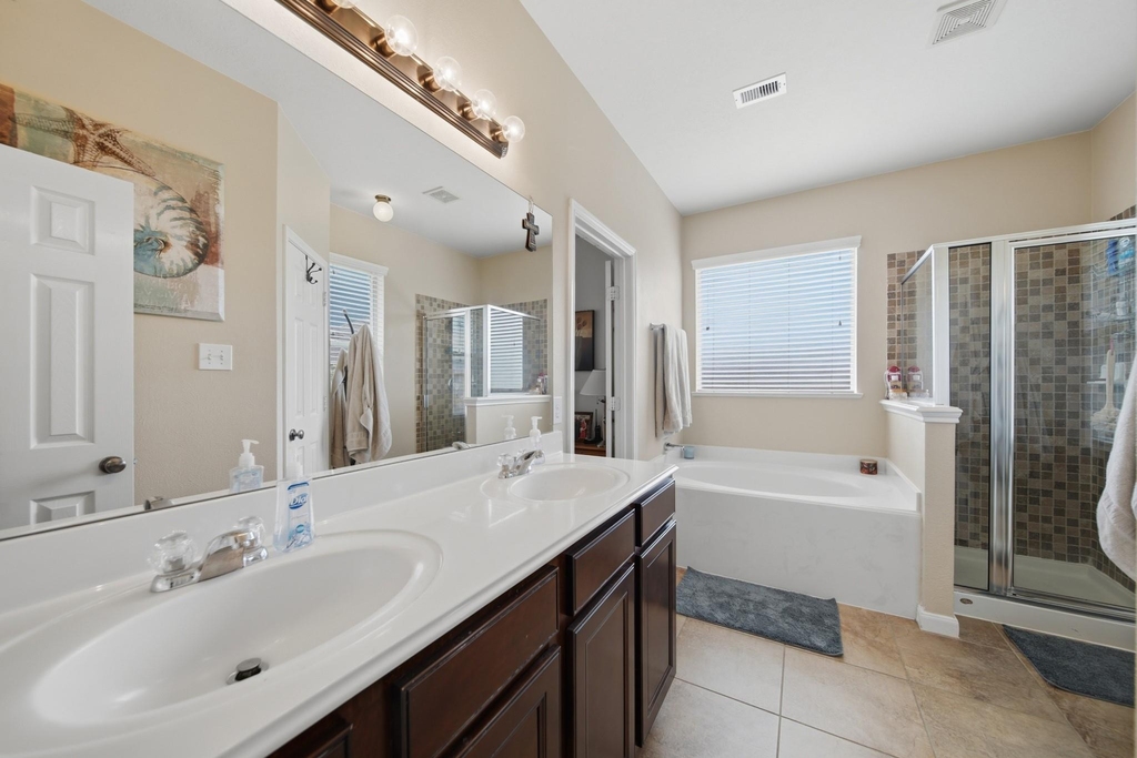 4462 Gerona Street - Photo 28