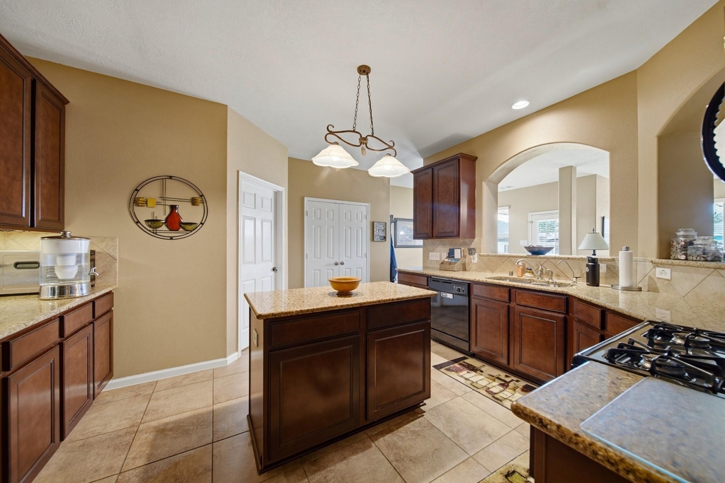 4462 Gerona Street - Photo 20