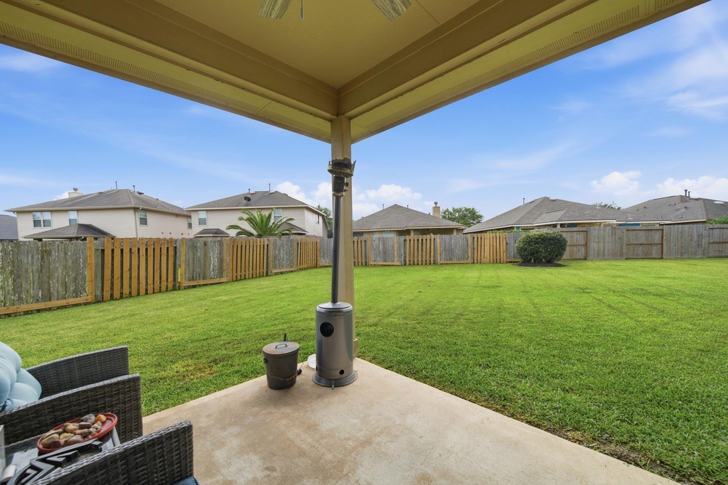 4462 Gerona Street - Photo 3
