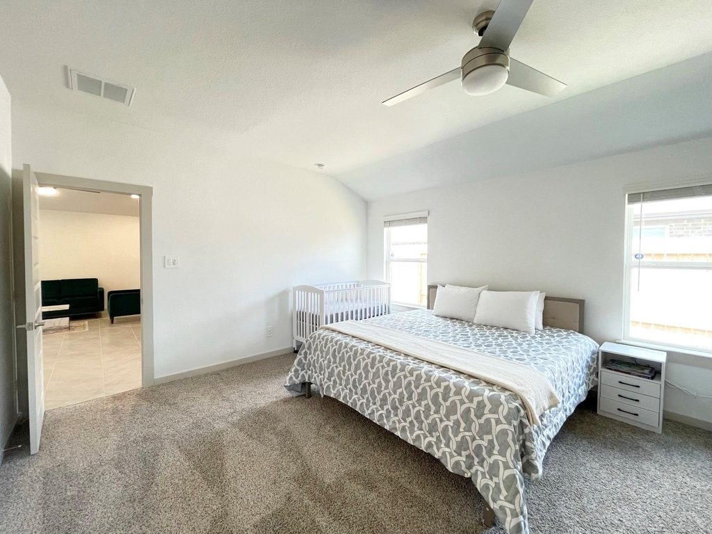 3902 Itzle Island Court - Photo 22