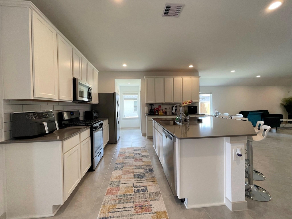 3902 Itzle Island Court - Photo 15