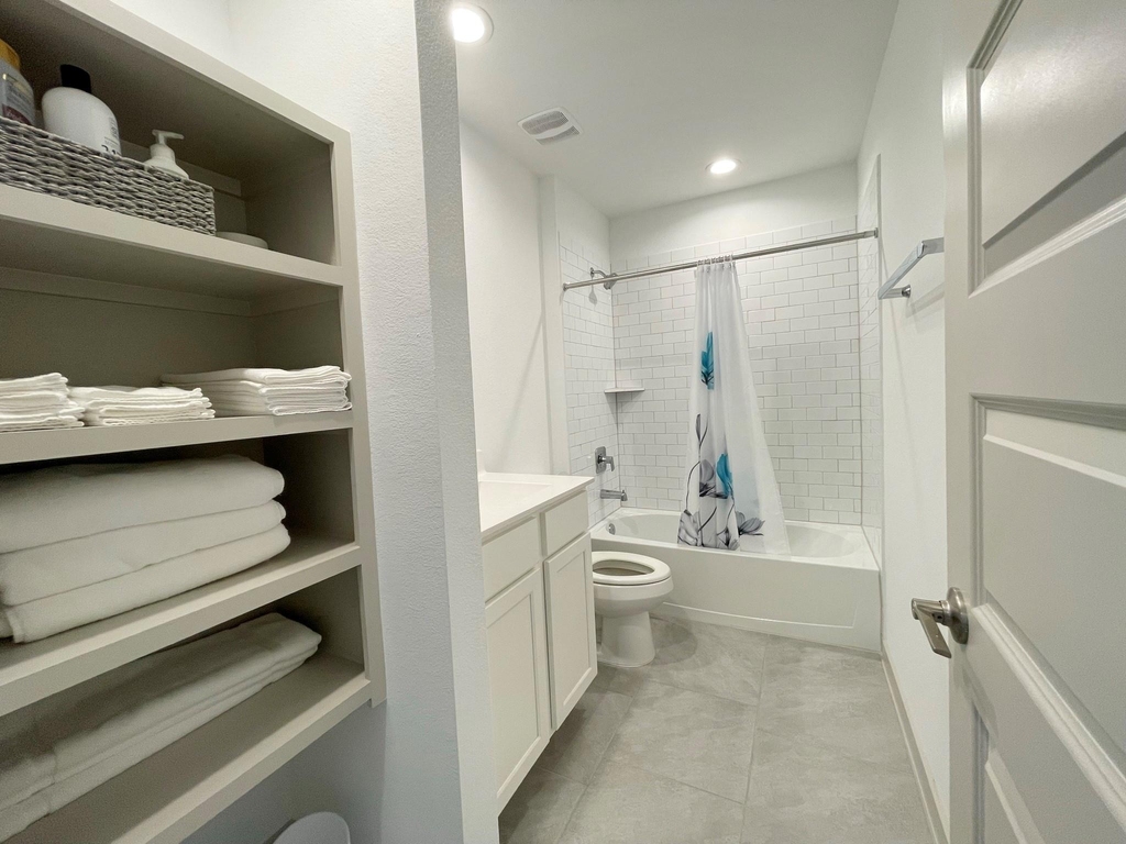 3902 Itzle Island Court - Photo 36