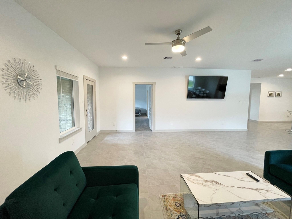 3902 Itzle Island Court - Photo 9