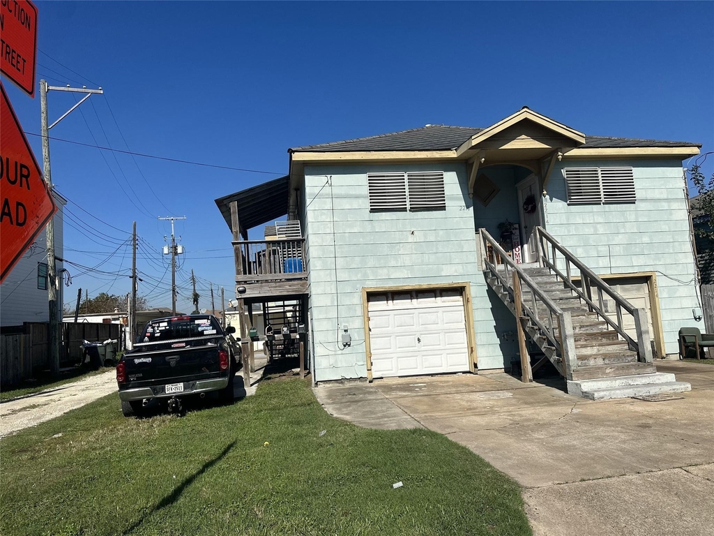 2216 Avenue O 1/2 - Photo 0