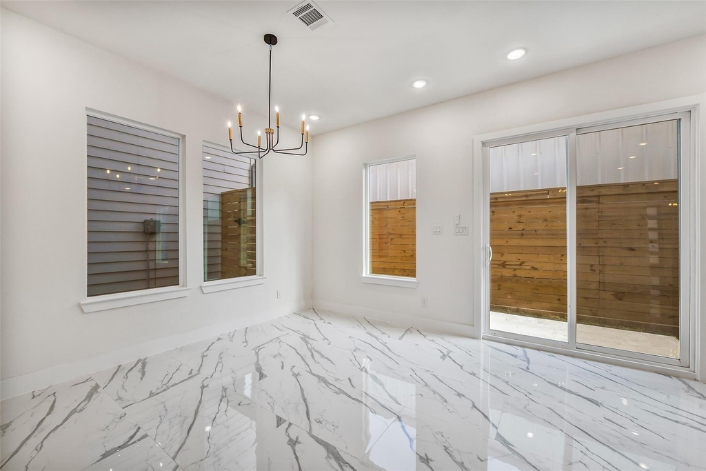 5906 Saint Augustine Street - Photo 11