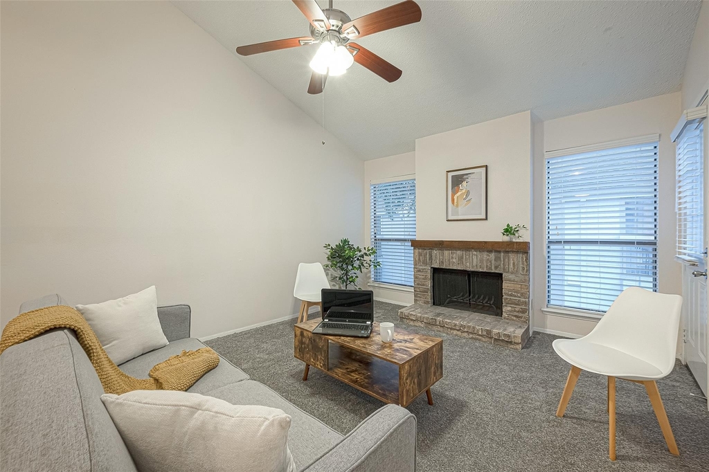 7900 N Stadium Drive - Photo 0