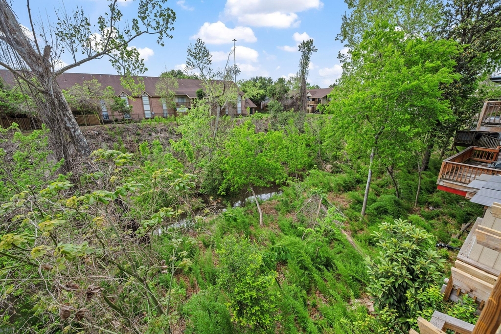 8211 Katy Freeway - Photo 15