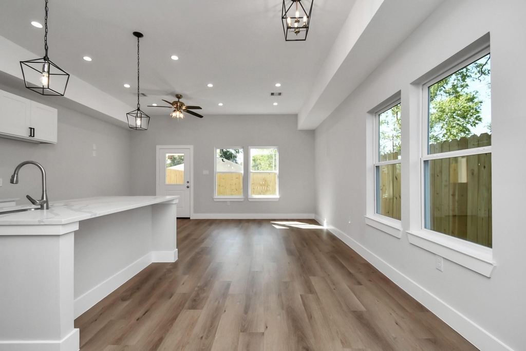 4706 Gunter Street - Photo 7