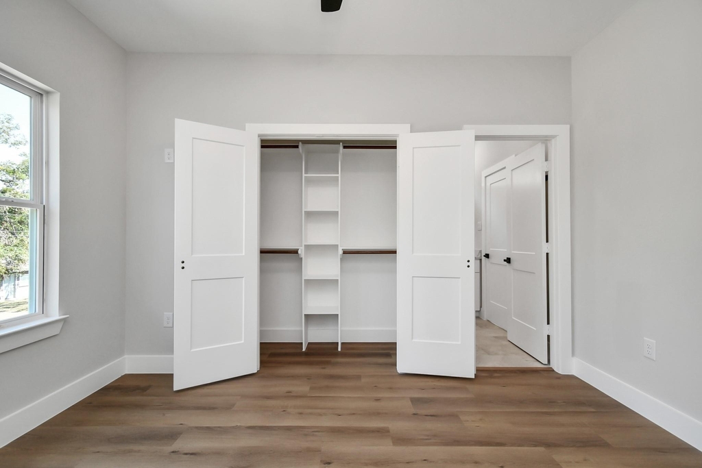 4706 Gunter Street - Photo 10