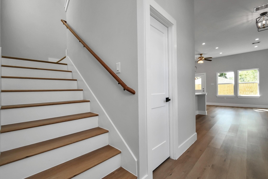 4706 Gunter Street - Photo 12