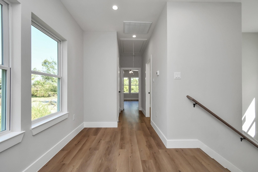 4706 Gunter Street - Photo 13