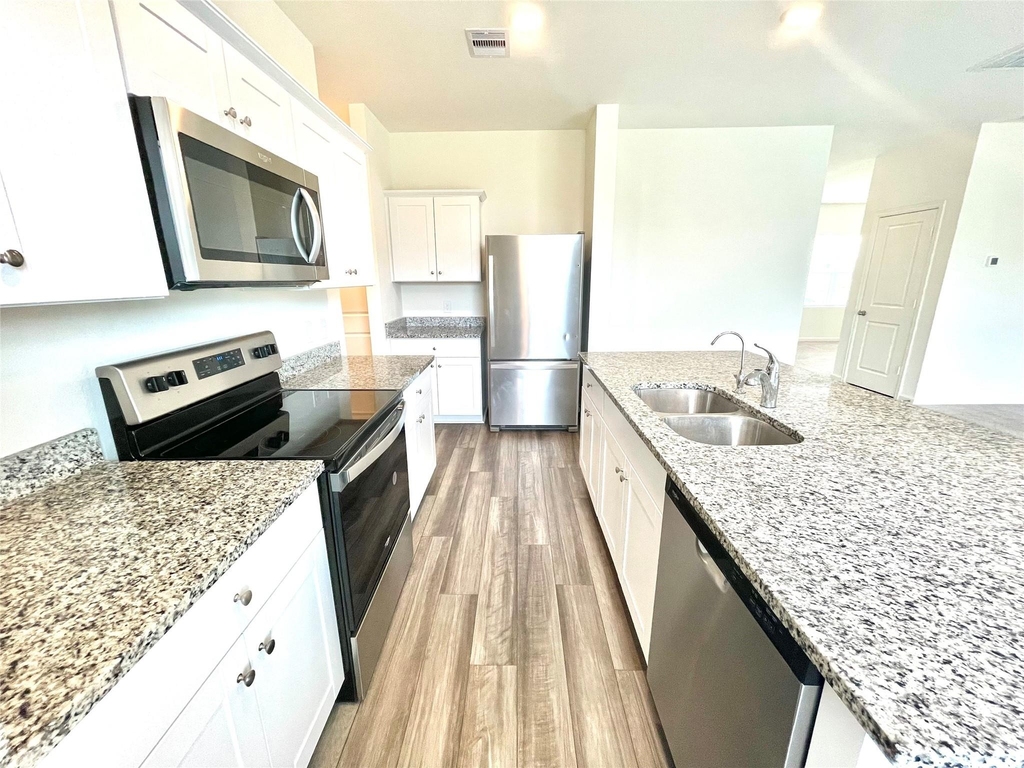 5915 Grantgrala Drive - Photo 20