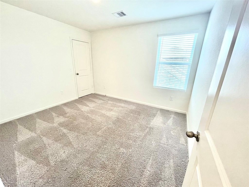 5915 Grantgrala Drive - Photo 10
