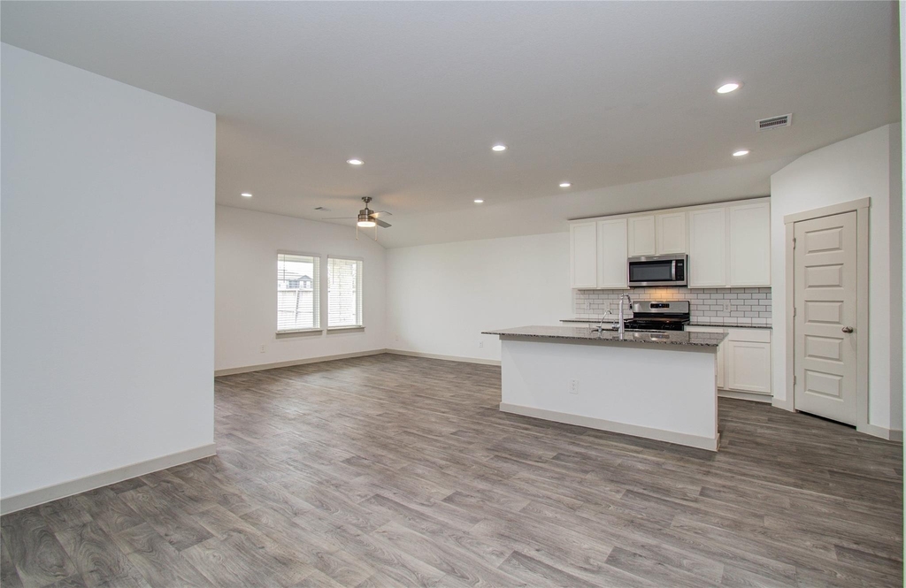 10602 Great Basin Drive - Photo 6