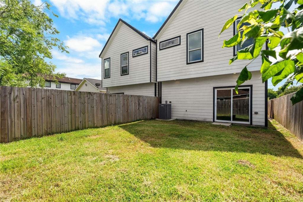 8121 Grandview Street - Photo 19