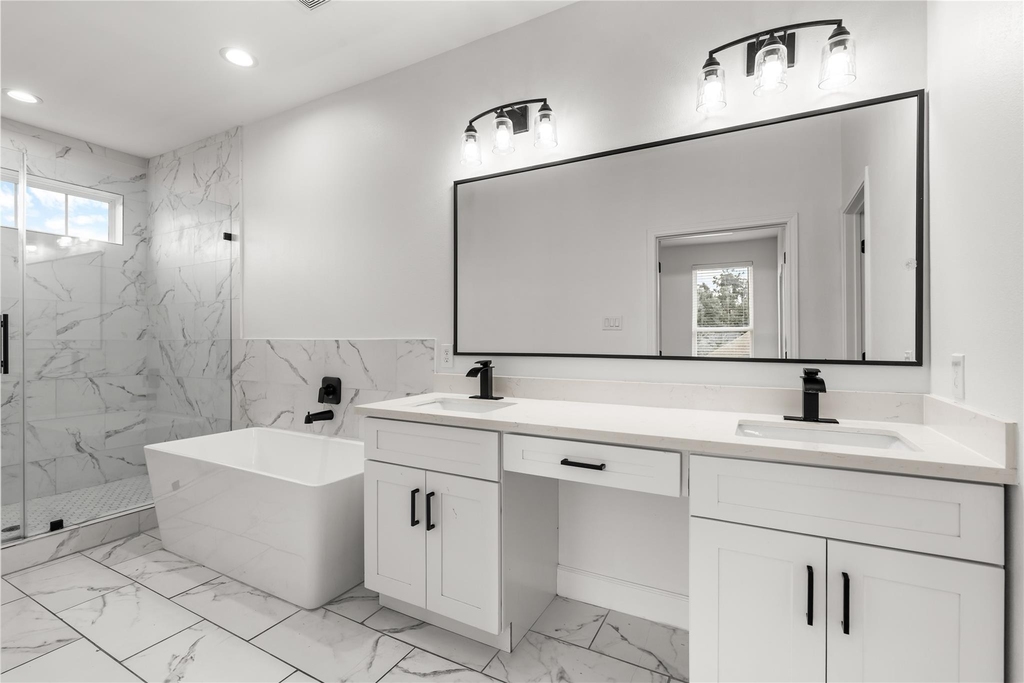 8121 Grandview Street - Photo 11