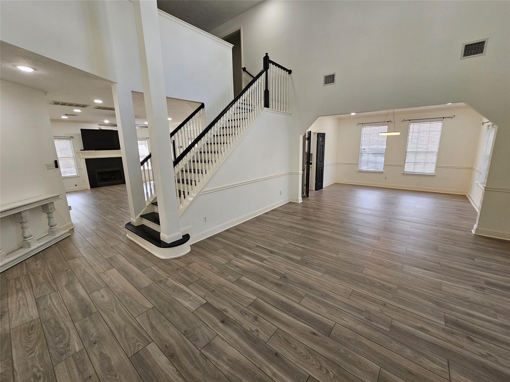 3709 Pinehurst Drive - Photo 3