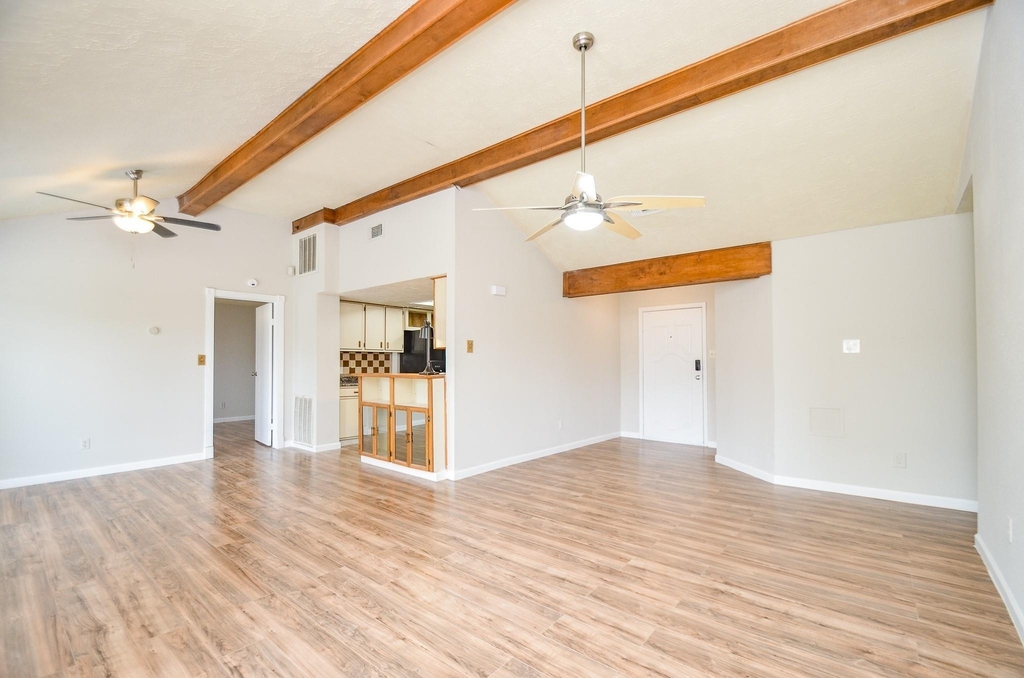7623 Kite Hill Drive - Photo 5