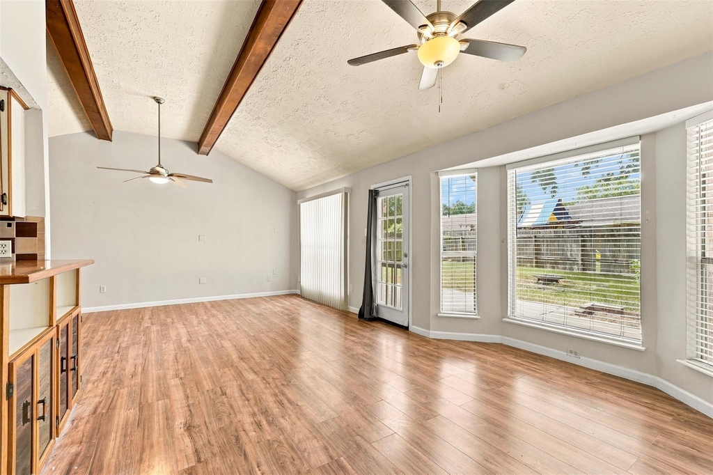 7623 Kite Hill Drive - Photo 8