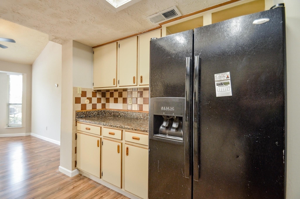 7623 Kite Hill Drive - Photo 13