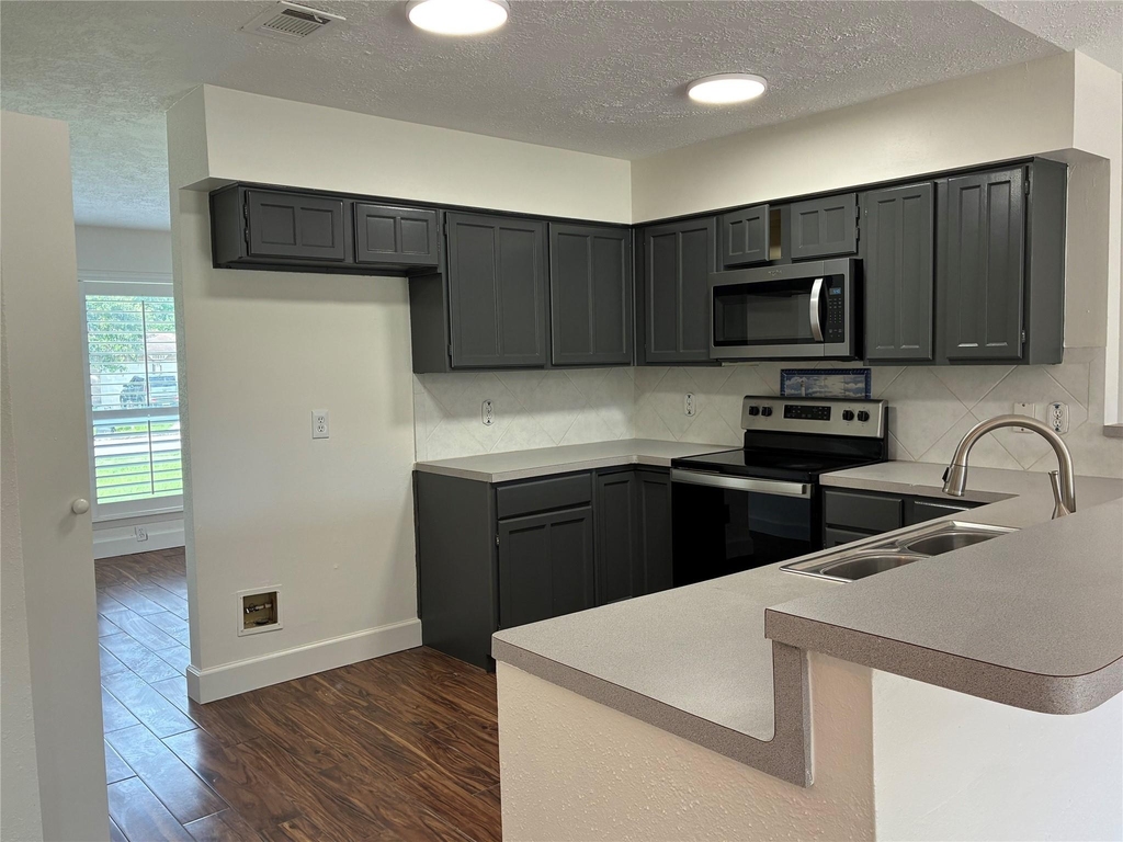17034 Coachmaker Drive - Photo 9